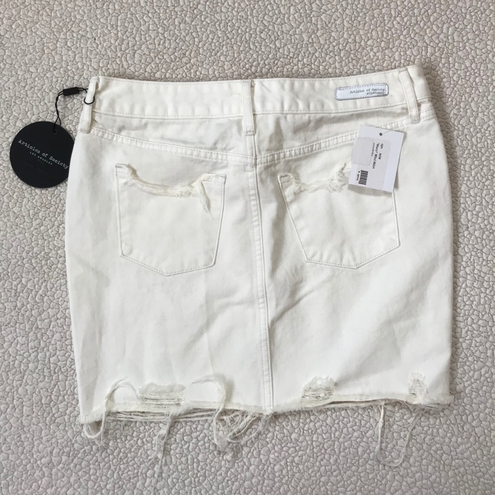 •SOLD• Articles of Society White Denim Skirt - Picture 4 of 5